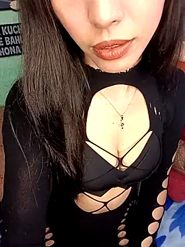 Kylie_Rai's cam snapshot