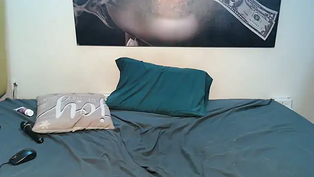 karen-001's cam snapshot