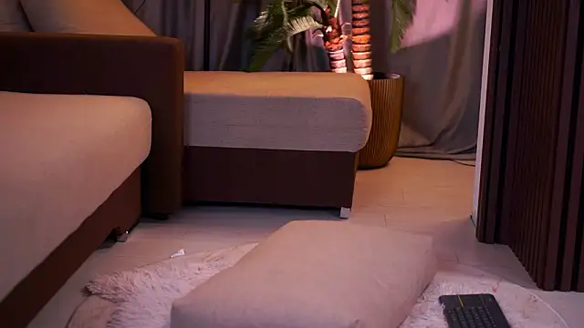 DelilahRayn live sex cam