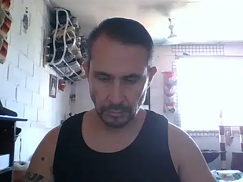 ShapingFeature48's cam snapshot