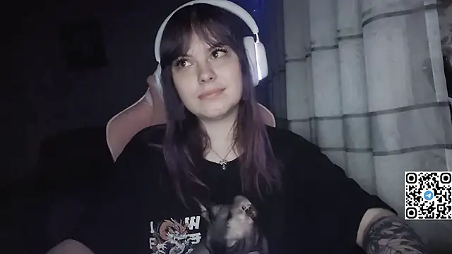 KristiBloom's cam snapshot