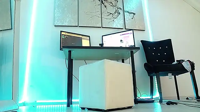 DesireeAnn live sex cam