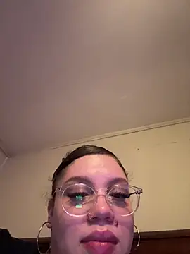 QueenNuttCollector live sex cam