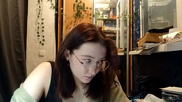 PhoebePalmer's cam snapshot