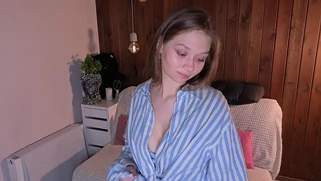 HolliBillig's cam snapshot