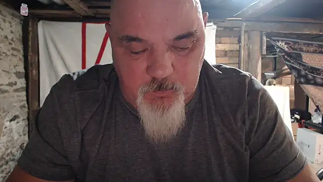 Newfiesausage1972 live sex cam