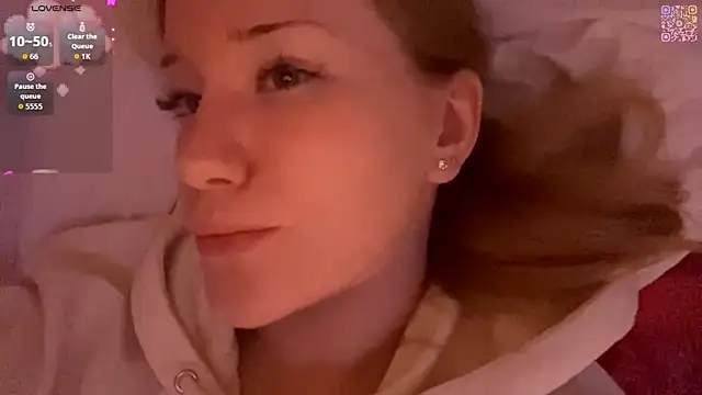 PandaFluff's cam snapshot