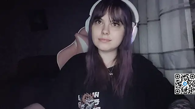 KristiBloom's cam snapshot