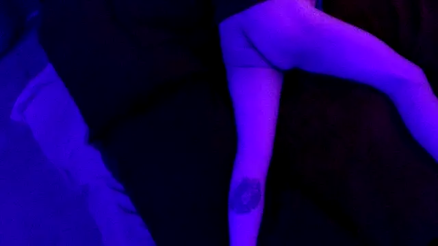 Time2playN303party's cam snapshot