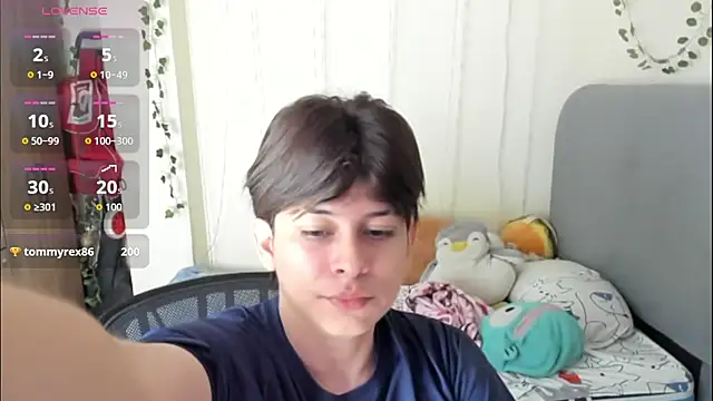 Felix_kitty live sex cam