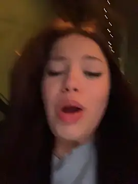 Chloe__Moon live sex cam