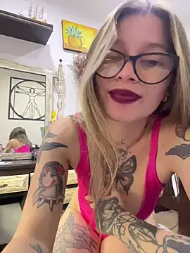 KoraSweett's cam snapshot