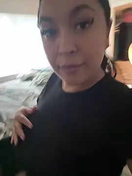 latina_curvy22 live sex cam