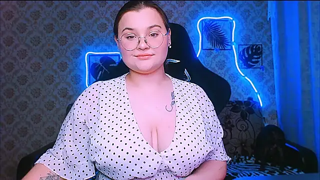 InLoveWithLife26's cam snapshot