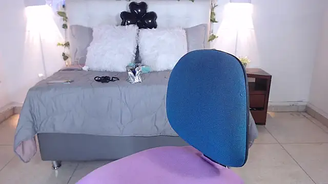 Megan_05_'s cam snapshot