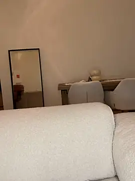 SophiiaStarr live sex cam