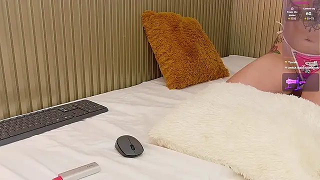 ChrystalHills's cam snapshot