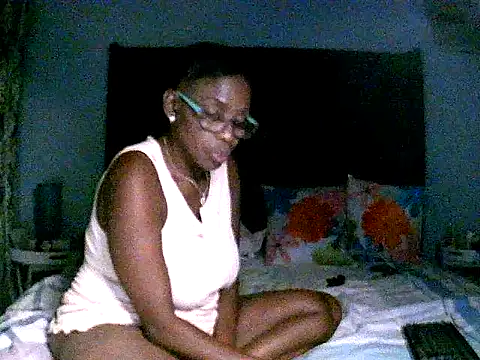 KINKYDOLL4U's cam snapshot