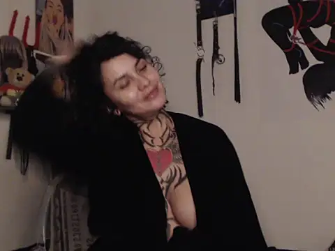 Perola__May live sex cam