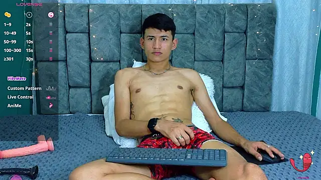 NicolasTorrez live sex cam