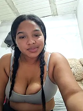 AnnaMil3J live sex cam