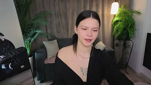 Maria_trend's cam snapshot