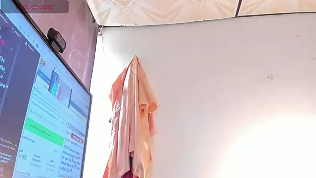 Lhi_Milf's cam snapshot