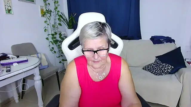 Selenna57 live sex cam