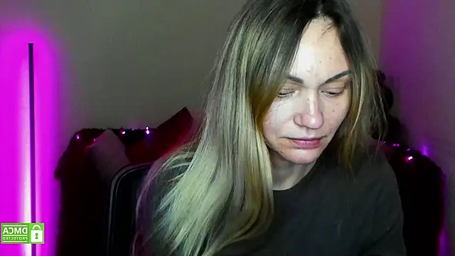 BlondMikey22's cam snapshot