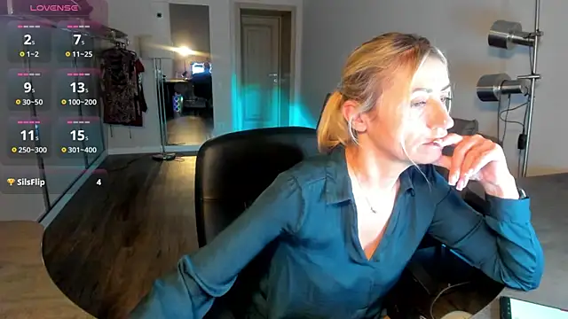 ZoeGrant's cam snapshot