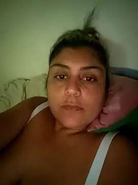 AlyDenalioficial's cam snapshot