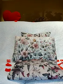 Melody87 live sex cam