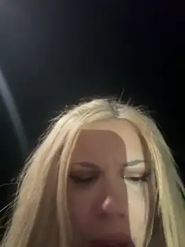 AlyssaFoxx_ live sex cam