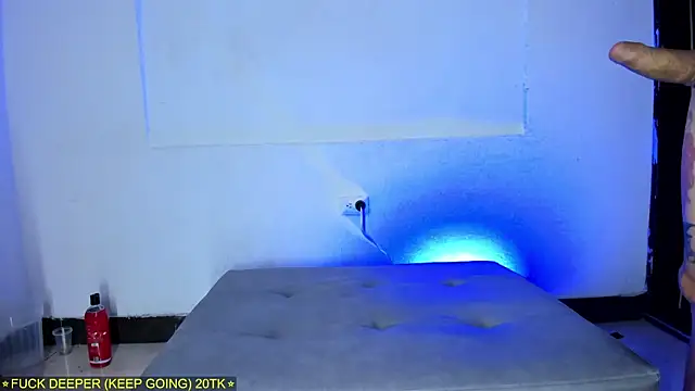 Threesome-no-mercy live sex cam