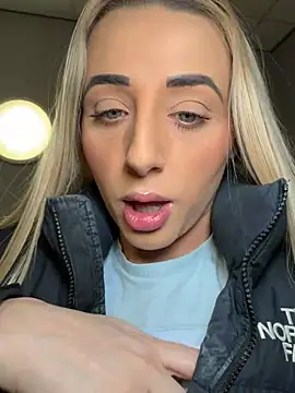 Strongqueen live sex cam