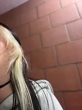 Sachi_Meow live sex cam