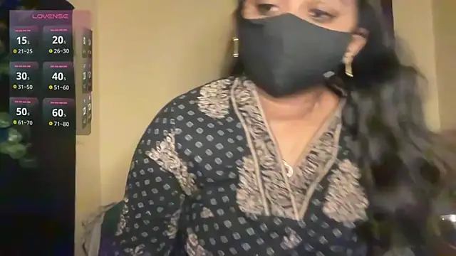 Tanuja-Sexy's cam snapshot