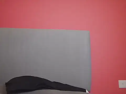 Slutty_Kiki_Bella's cam snapshot