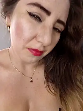 isabella_lovem's cam snapshot