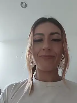 EmmaReyez's cam snapshot