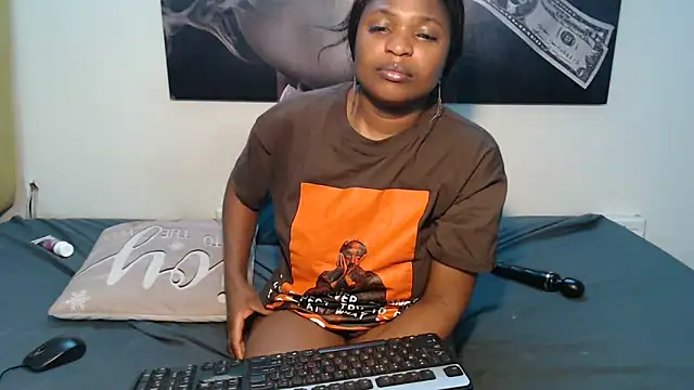 karen-001's cam snapshot