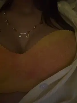 lucky_babygirl's cam snapshot