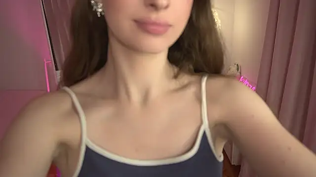 Kate_Cherry's cam snapshot