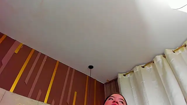 AmbarGills live sex cam