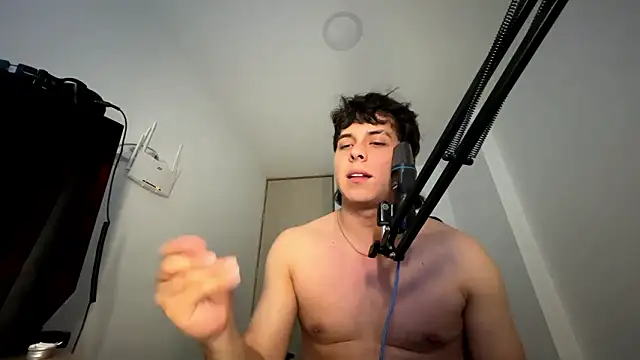 Tony_Hoffa live sex cam