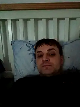 Levarboy live sex cam