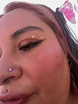 Nailealipsglossy's cam snapshot