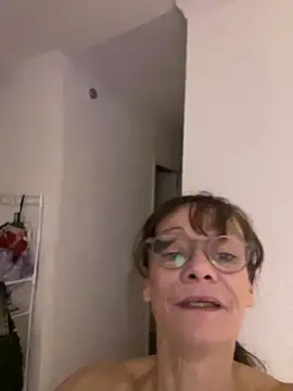 Chris06d22@xh's cam snapshot