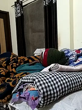 Chocolate_stud10's cam snapshot