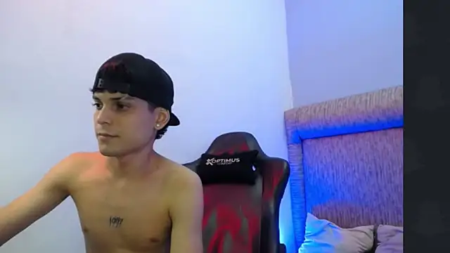 dilan_hott_'s cam snapshot